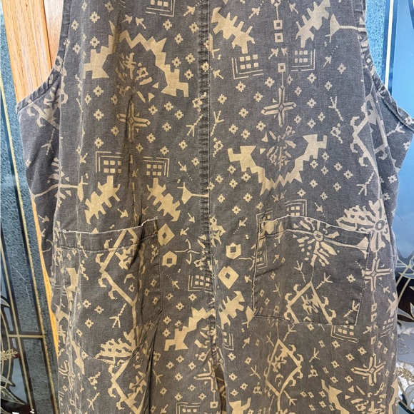 Easel Patterned Overalls in Gray and Cream Medium - Picture 5 of 7